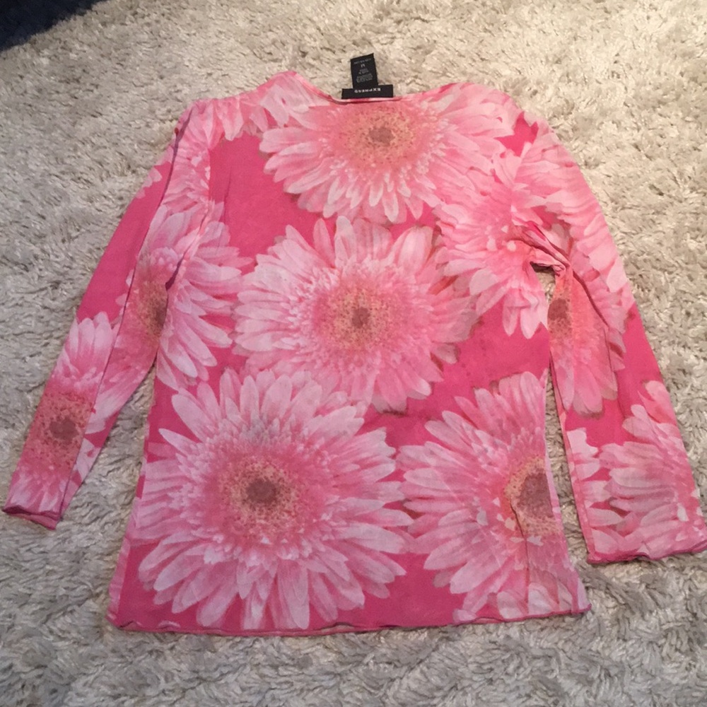 Express top🌸 - Picture 5 of 5